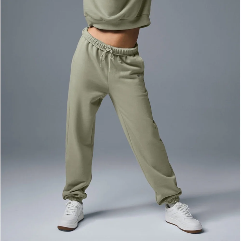 Alo Accolade Sweatpant, Limestone